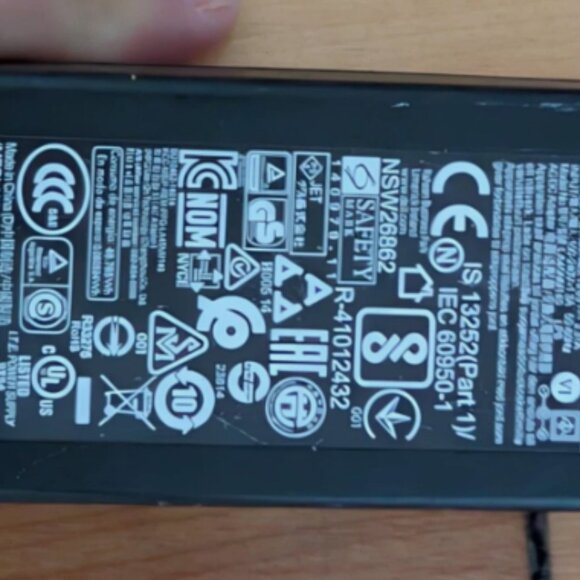 Dell OEM 45W 19.5V 2.31A AC Laptop Adapter Charger 070VTC 0KXTTW 00285K 0YTFJ - Picture 2 of 5